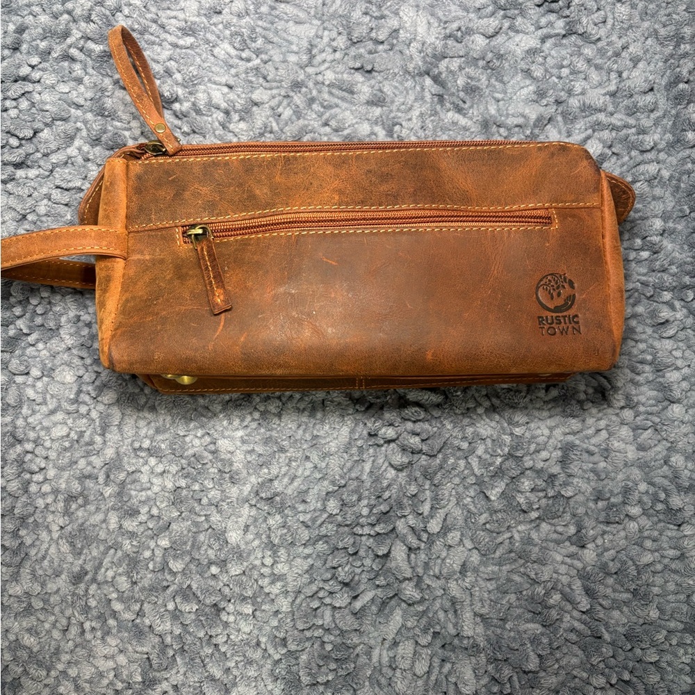 Rustic Town Brown Leather Men's Toiletry Bag